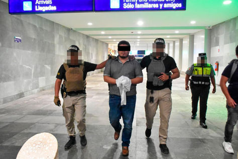 Capturan en Tabasco a presunto sicario por asesinato de tres taxistas en Playa del Carmen