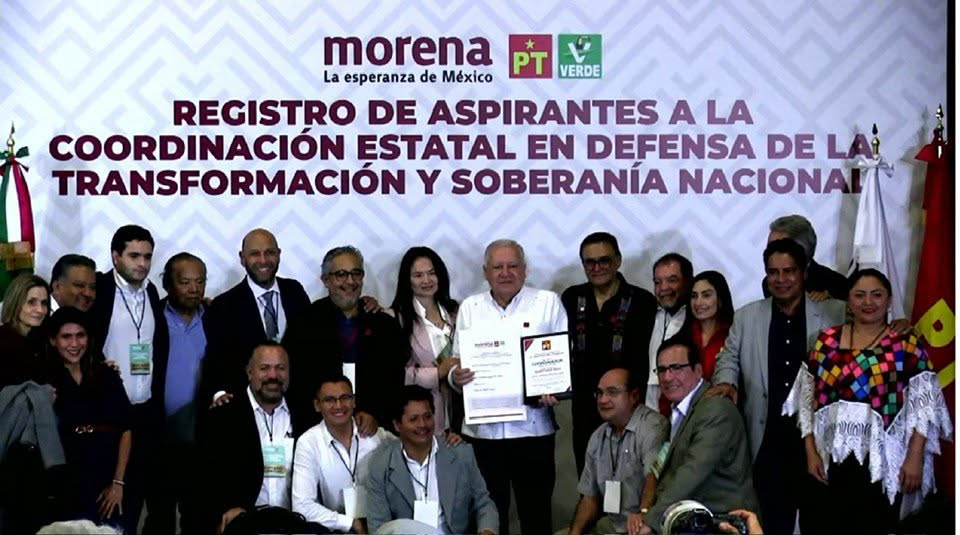 Registran políticos quintanarroenses su candidatura a la Coordinación de la Defensa de la 4T