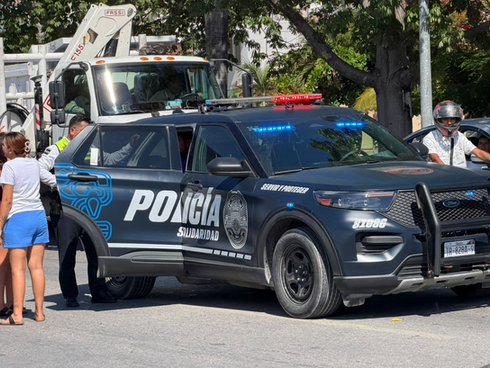 Grave accidente en el Arco Vial de Playa del Carmen deja a motociclista con lesiones severas