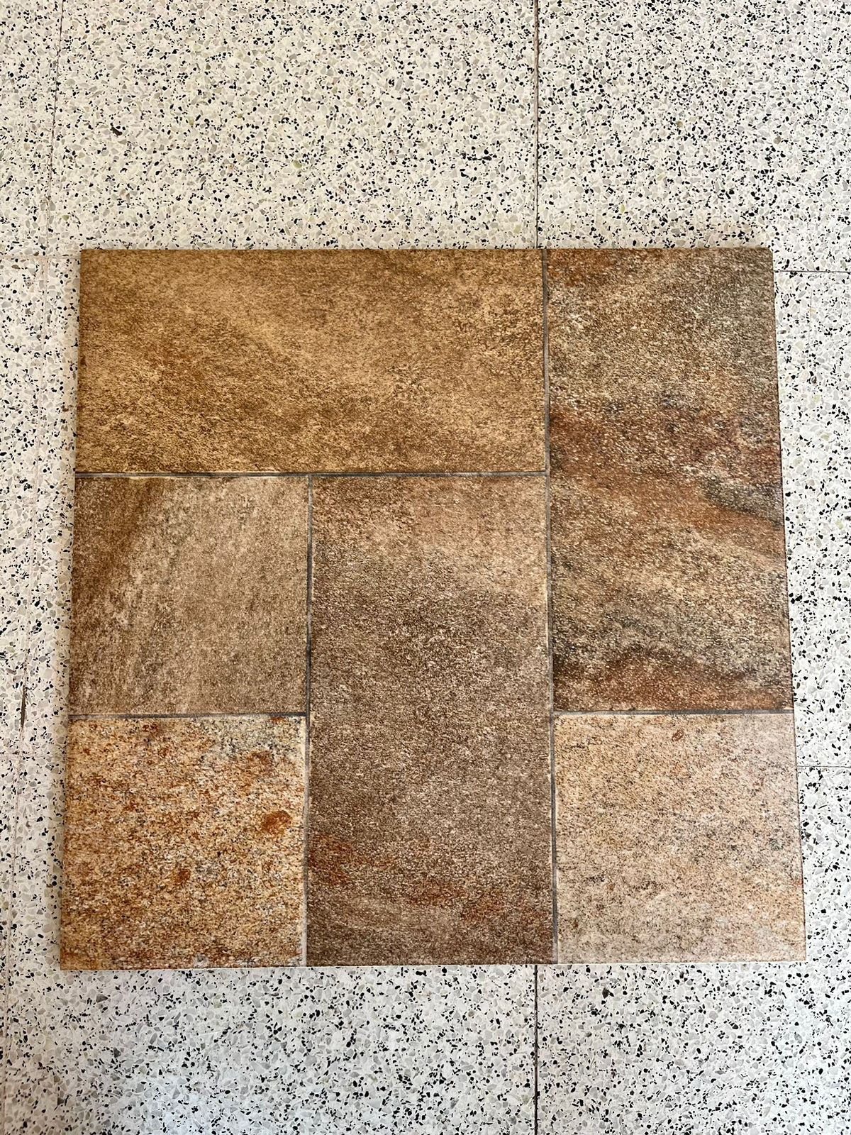 Ceramico - Cañuelas - Beige - 43x43x2.20m x Caja
