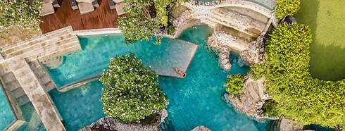 50년을 함께할 여행친구