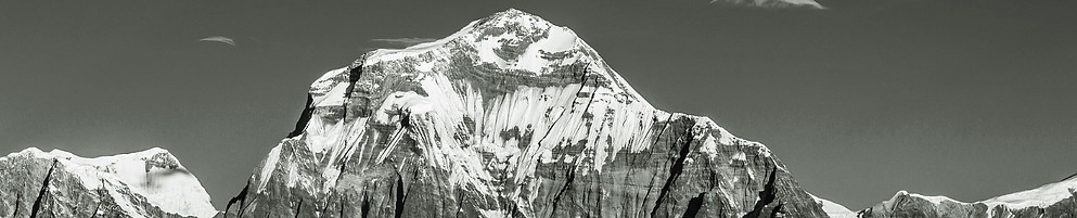 mountain-2201366_1920_edited.jpg