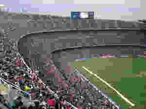 Fußballstadion mit Zuschauern Fußßballfeld