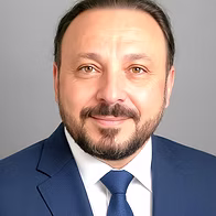 Vater_edited_edited.jpg.avif