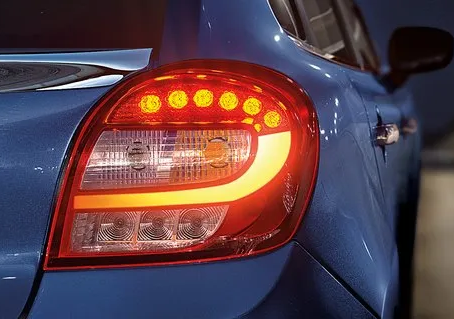 Importance of Maintaining Car Tail Lights 