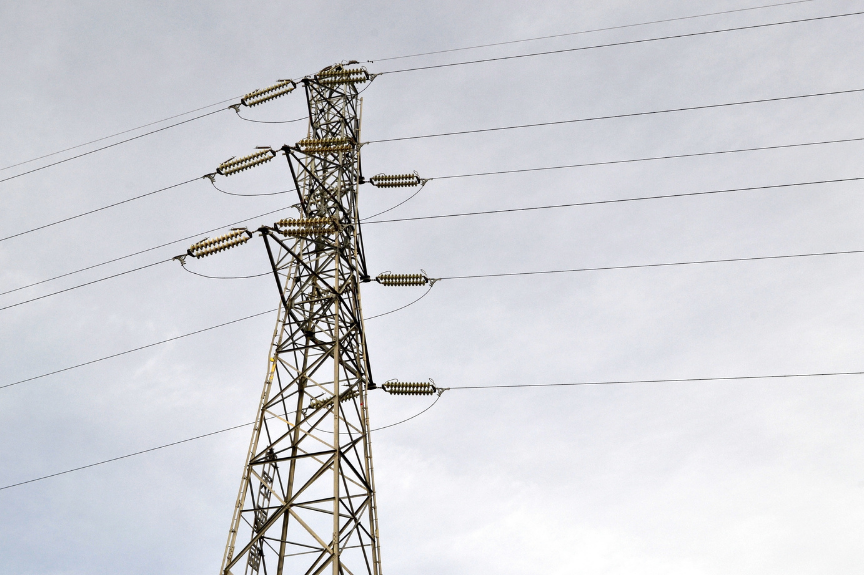 O temporal derrubou a energia: quanto tempo a distribuidora tem para religar?