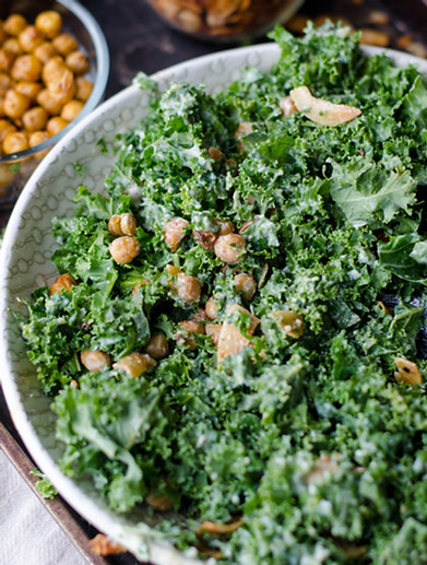 Kale and Chickpeas Salad