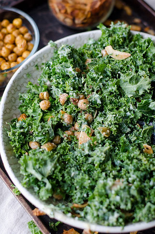 Kale and Chickpeas Salad