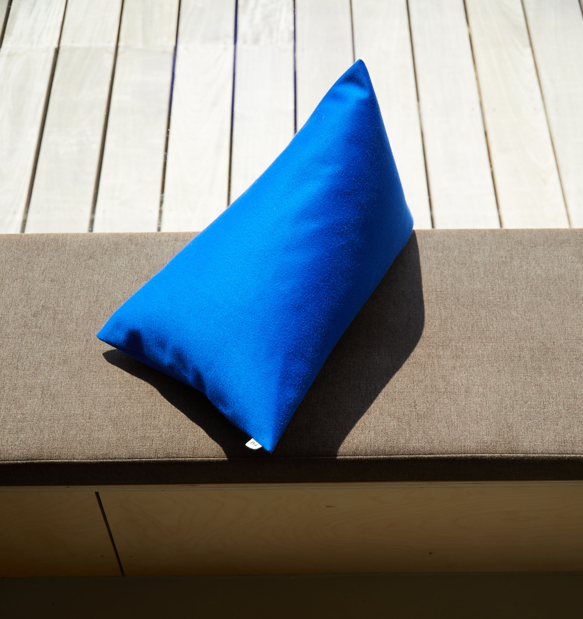 TRI CUSHION - auckland