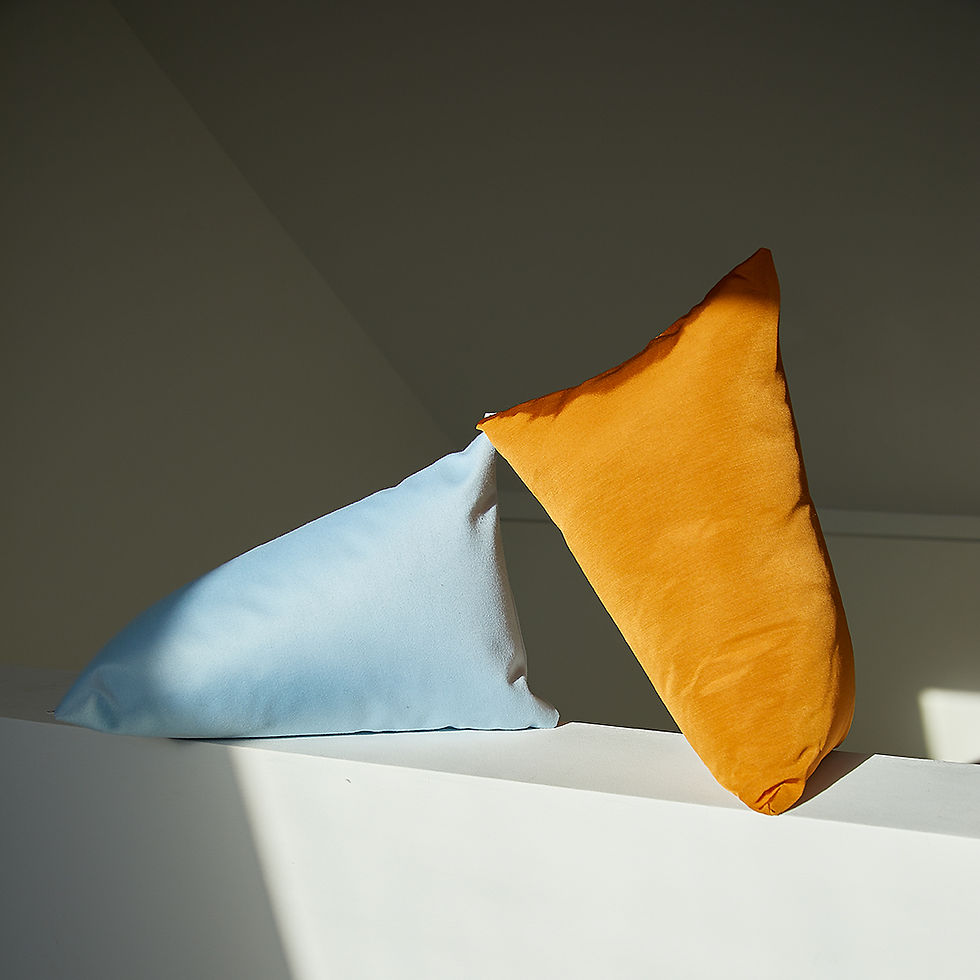 Thumbnail: TRI CUSHION - auckland_cièl