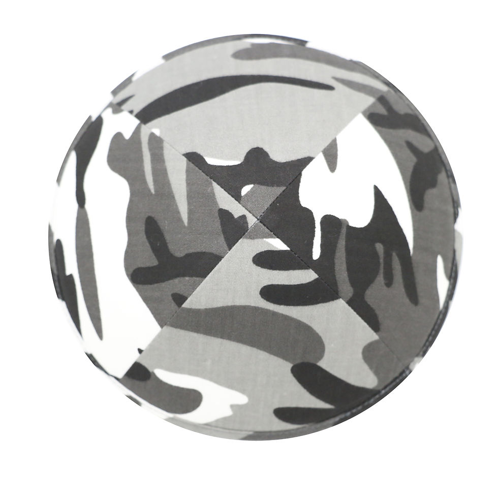 132 Shades of Grey with White/Black