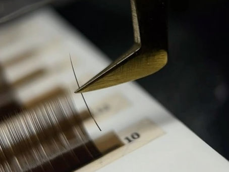 Lashlift vs. Wimperextensions: Welke behandeling past bij jou?