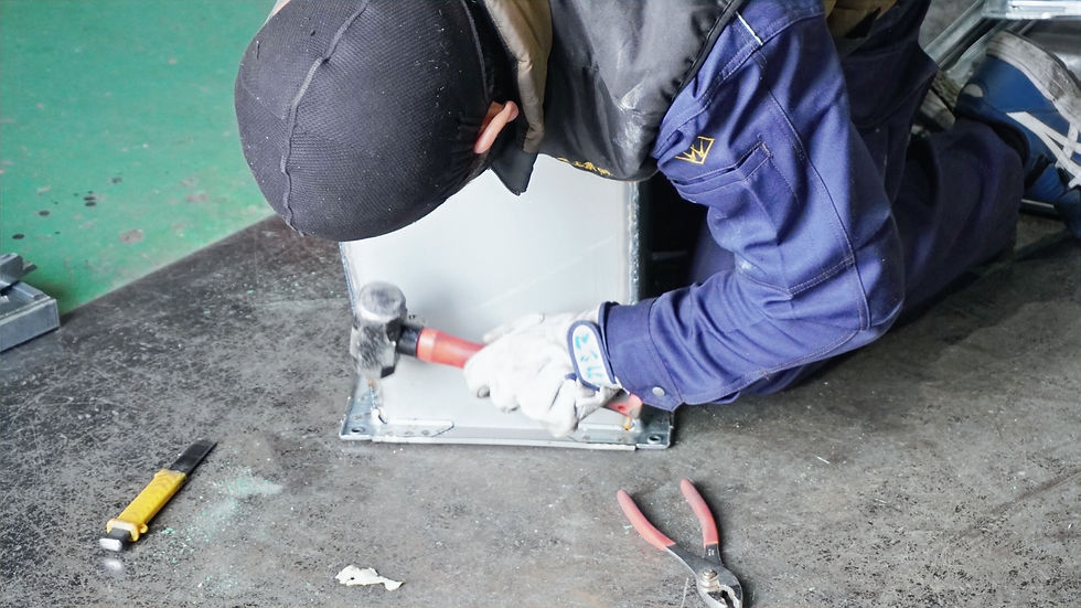 ダクトを制作する人