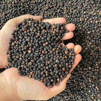 black-pepper-whole-1-800x800.jpg