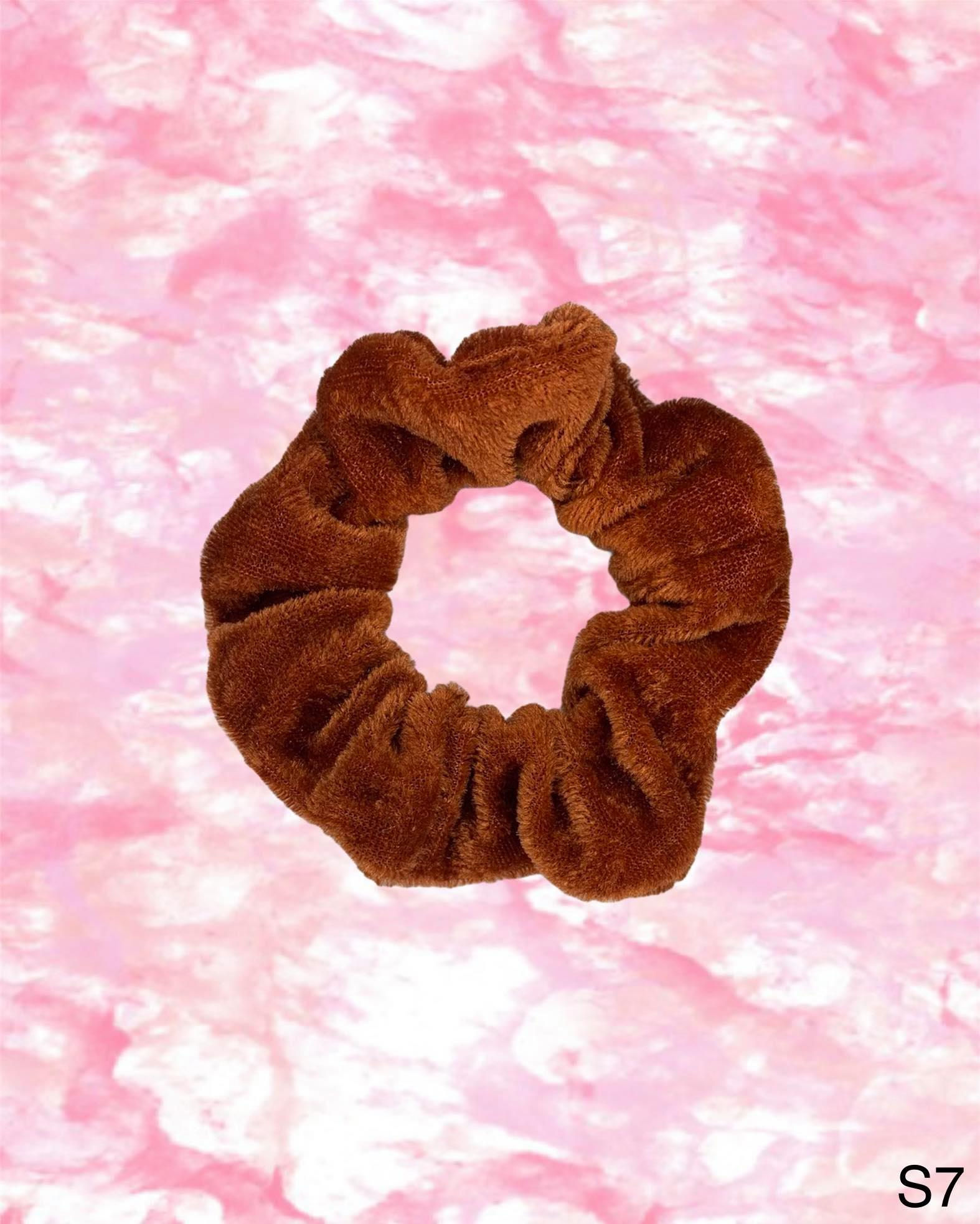 scrunchie cinnamon