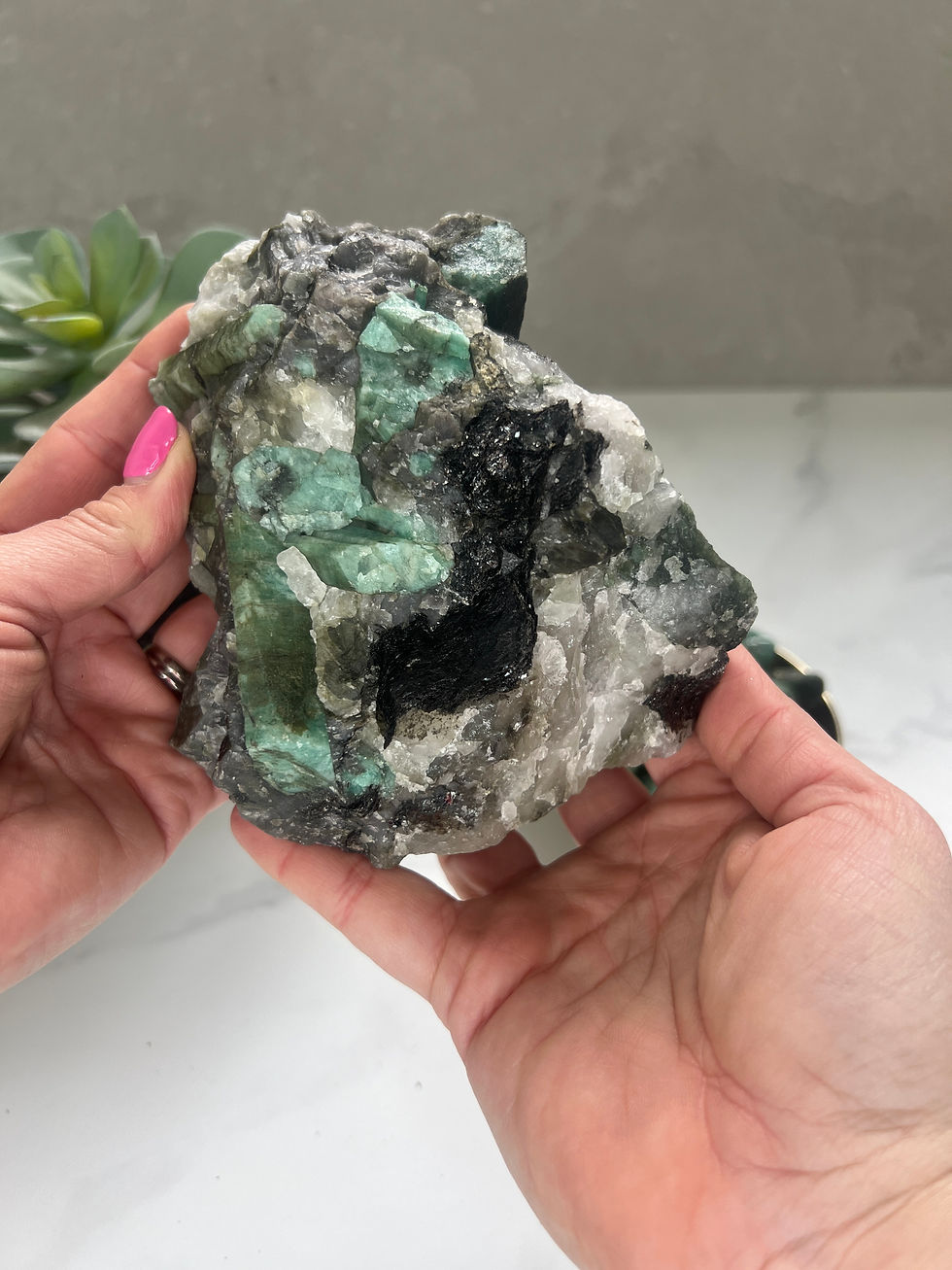 Thumbnail: Large Emerald Stone