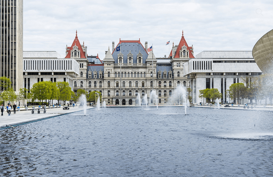palace seen from the fountain water