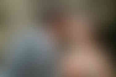 das Brautpaar, das sich küsst beim Brautpaarshooting Hochzeitsfotograf Freiburg