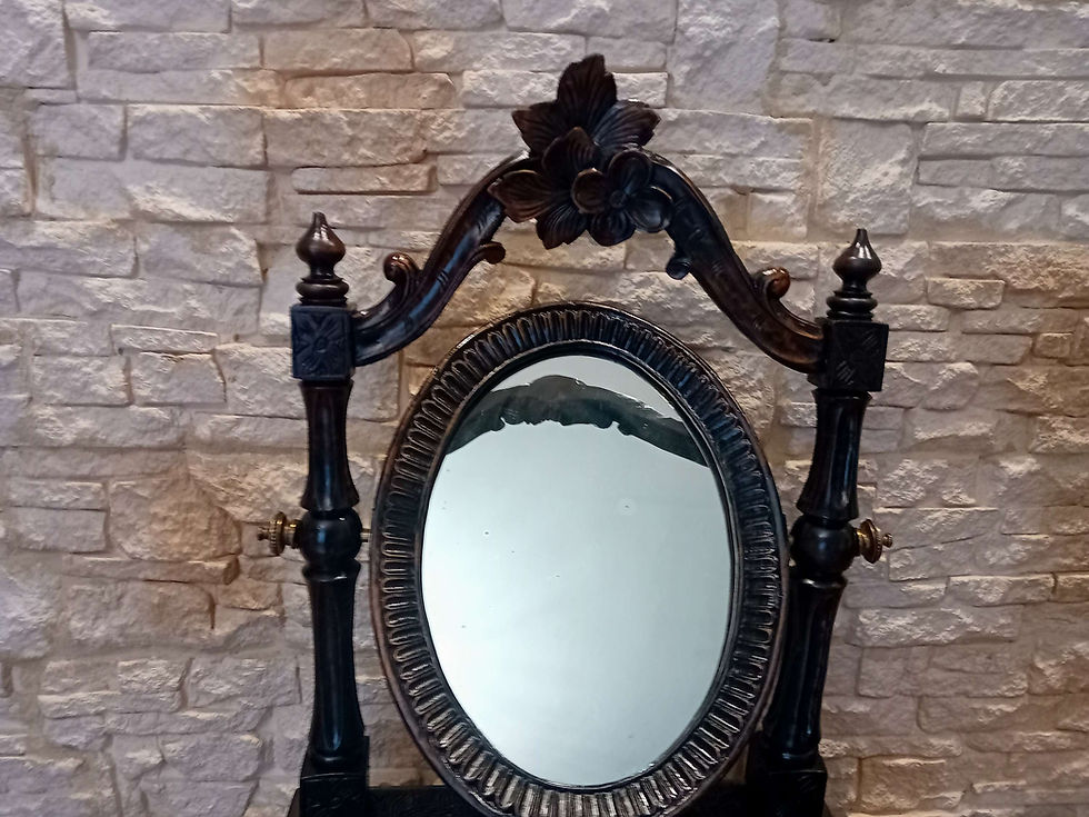 Miniaturbild: Specchio da toilette
