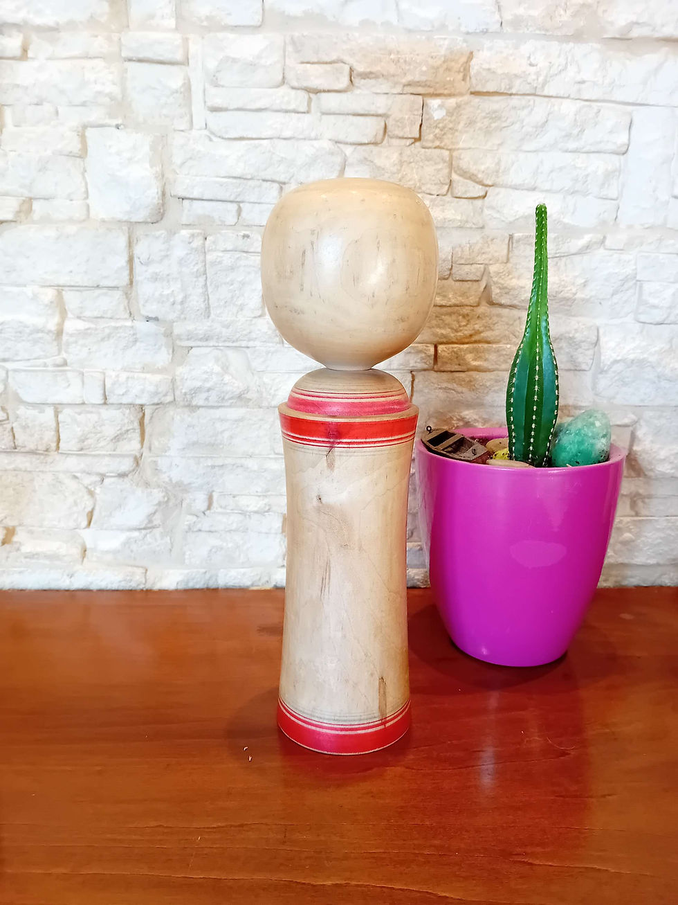 Miniaturbild: Kokeshi Doll by Shoji Sakurai