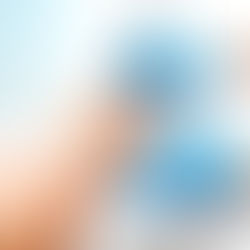 The Difference Between At-Home and Professional Dermaplaning