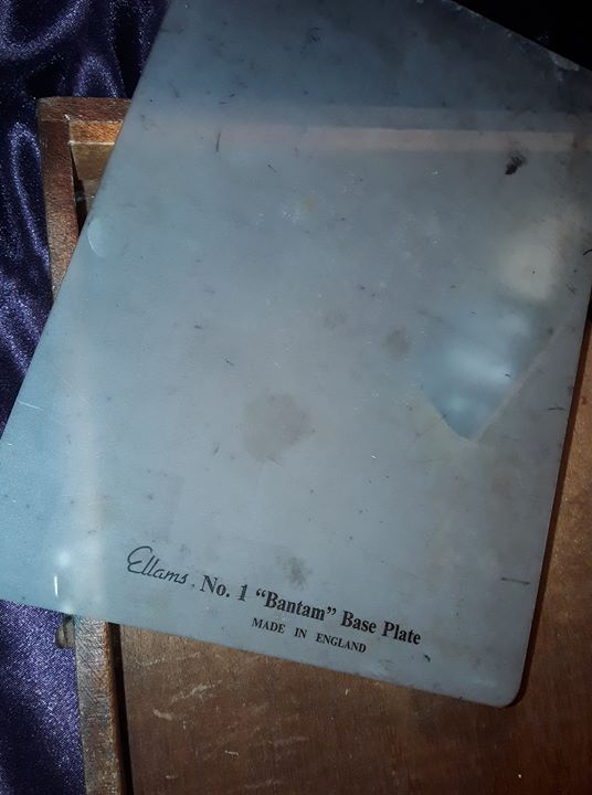 117236935_122261289567761_38348152403370