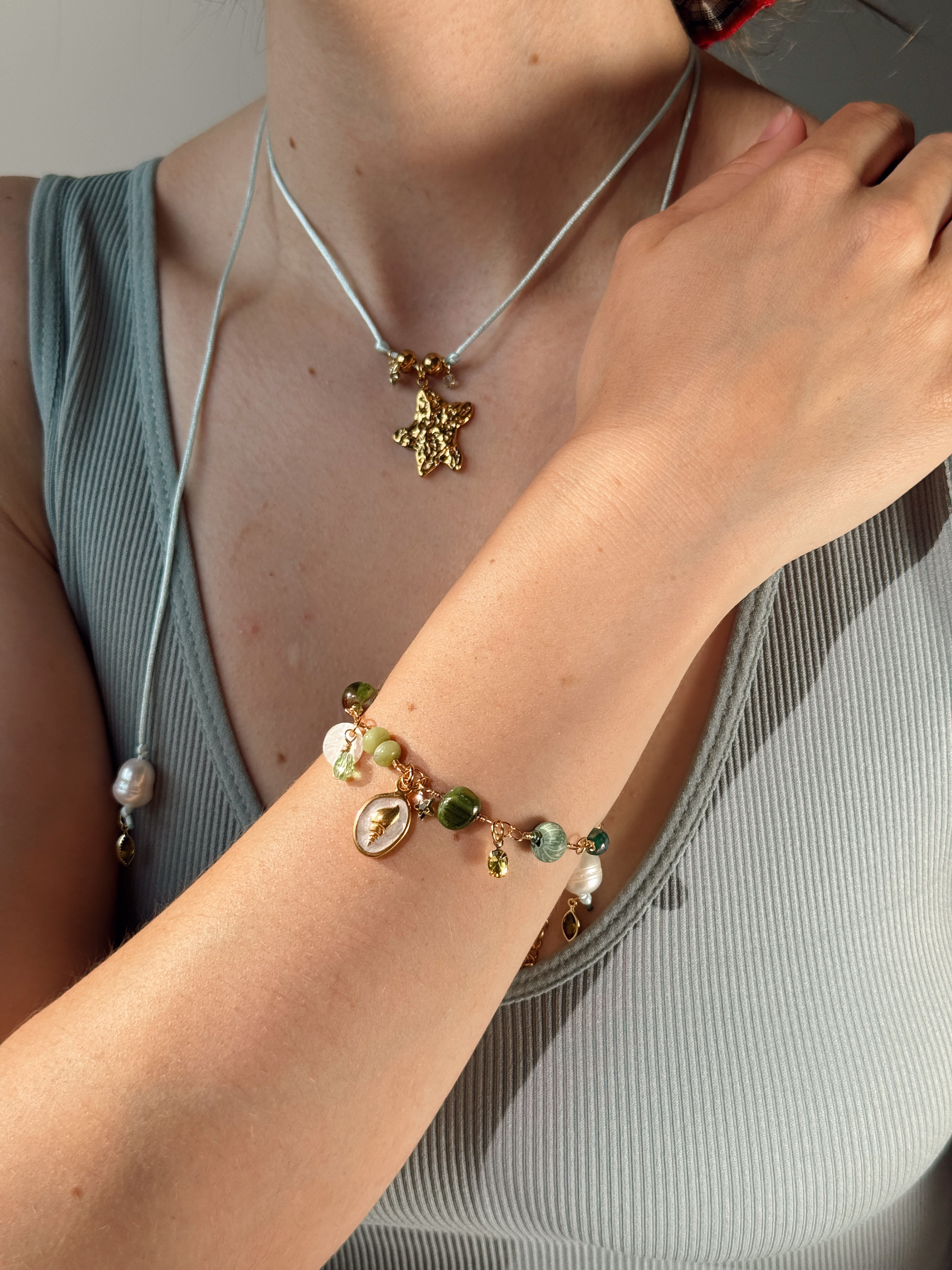 the seashell bracelet