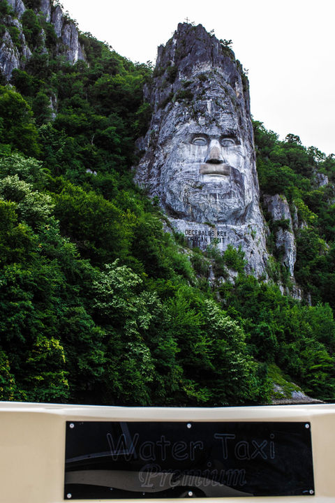 croaziere-dunare-orsova-cazanele-dunarii-premium