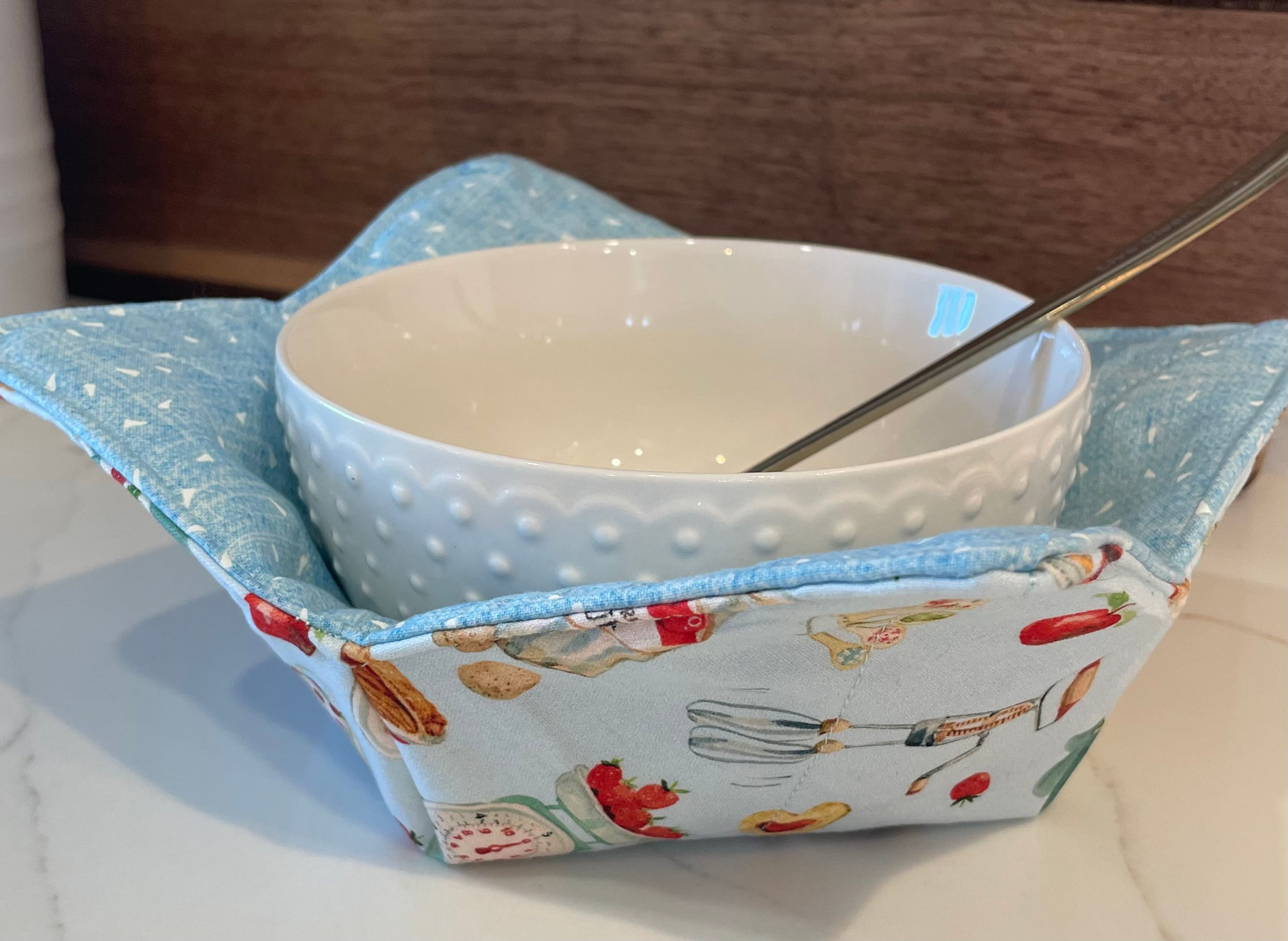 Reversible Cozy Bowl, Kit and Instructions