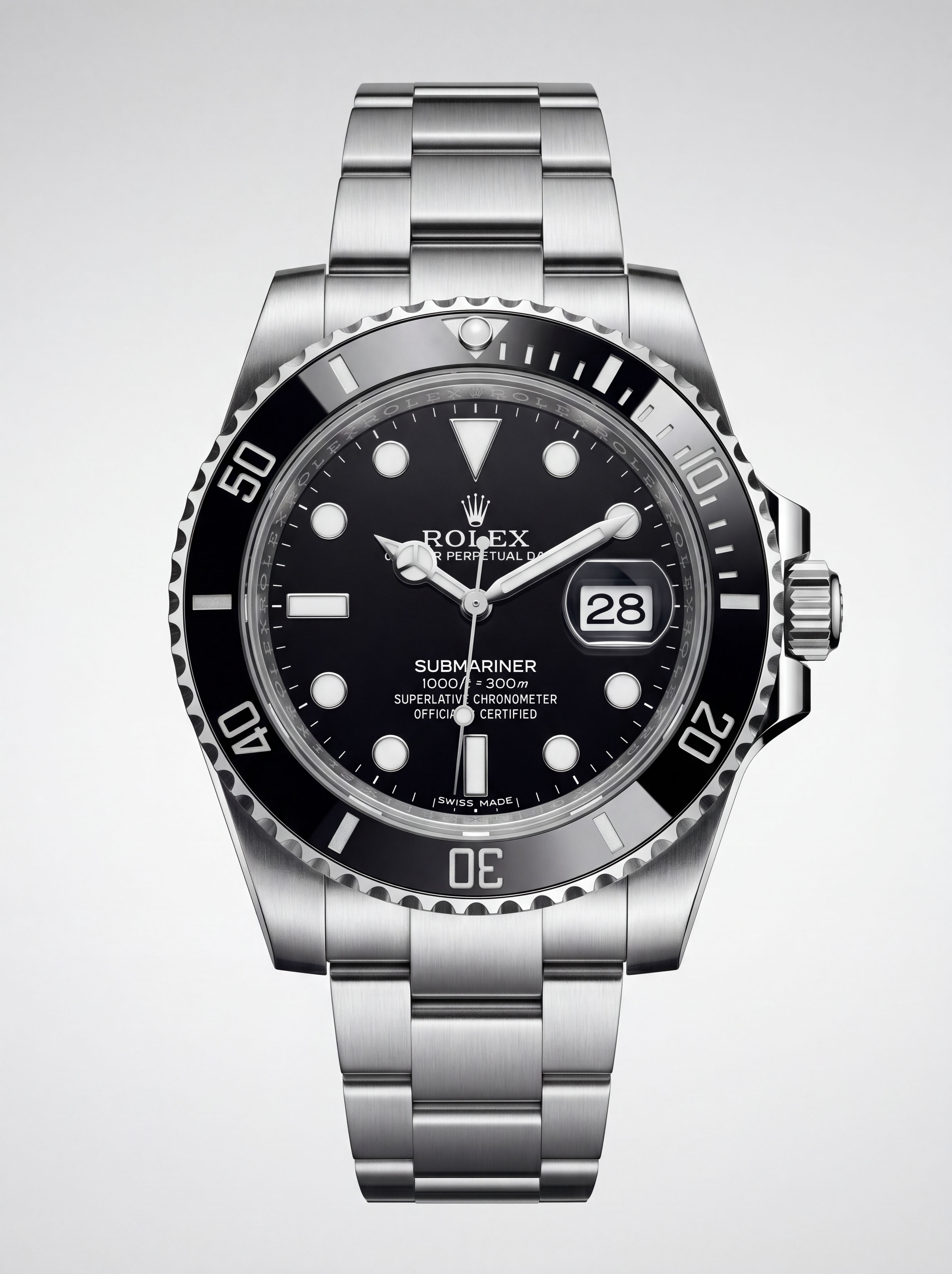 Stainless Steel Rolex Submariner Date 40mm with Oyster bracelet and Black dial