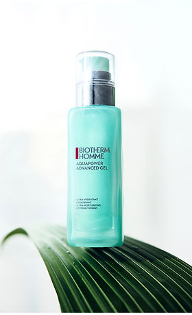 Kneipp Lavender body care series with fresh lavender botanical styling, highlighting natural ingredients and a relaxing, therapeutic visual atmosphere.