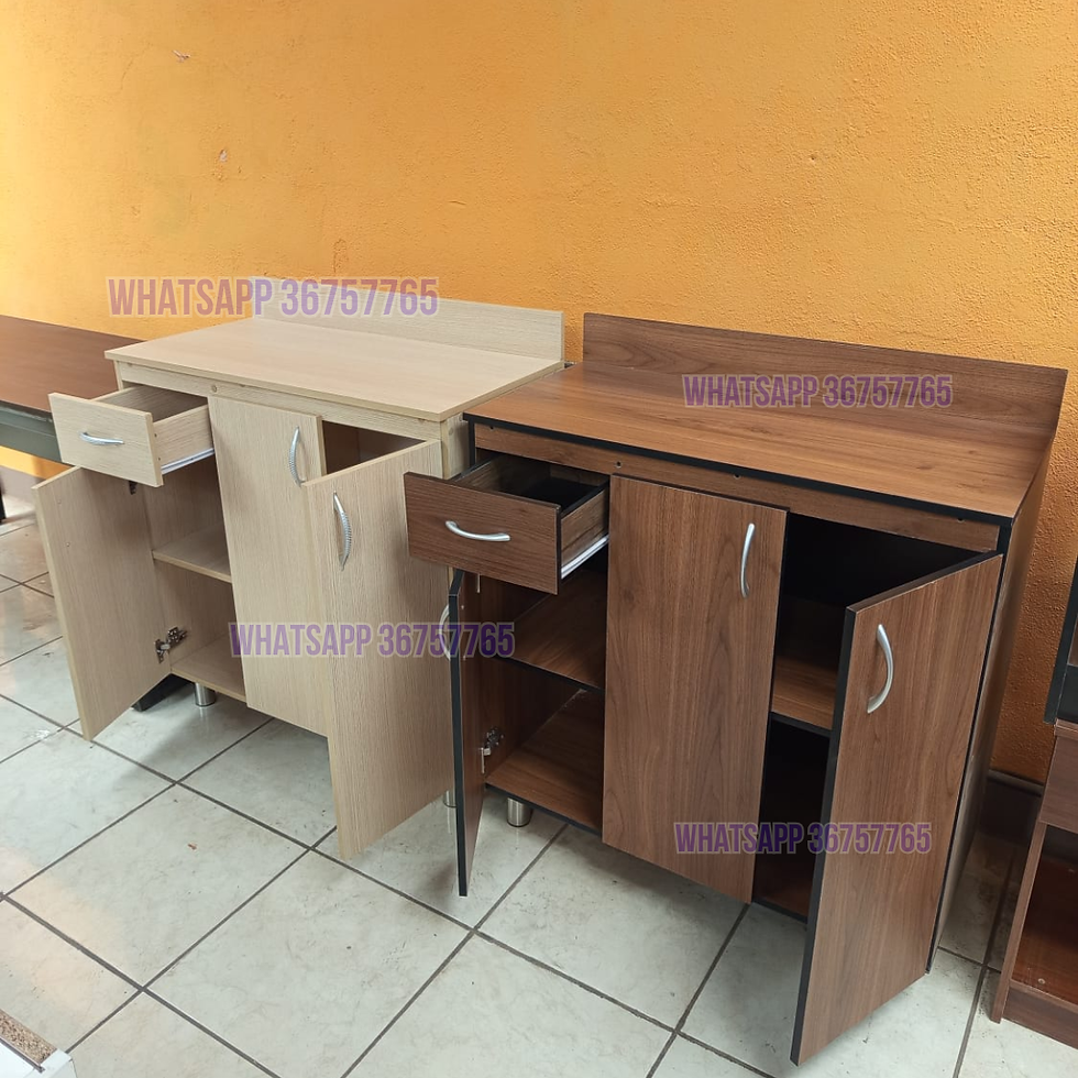 Miniatura: Credenza estilo gabinete