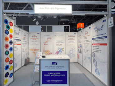 K-2025, DUSSELDORF GERMANY GIF.gif