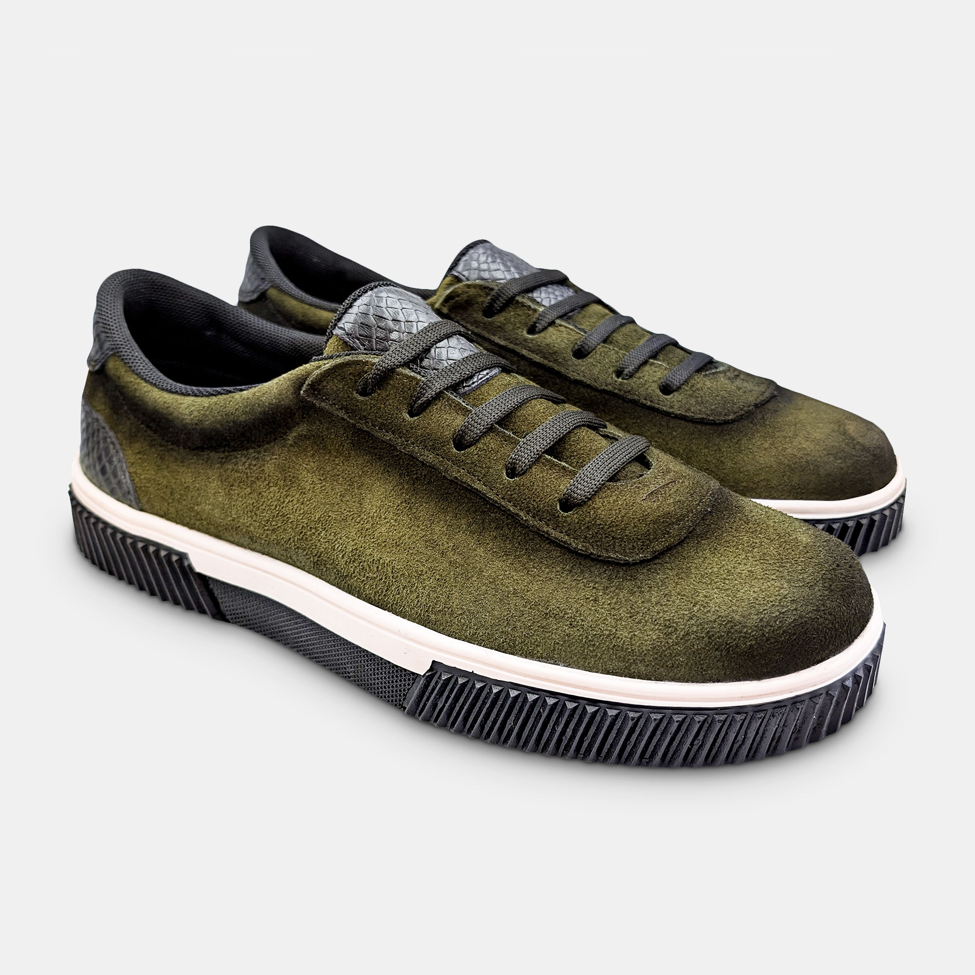 Sneakers Foster Hunter