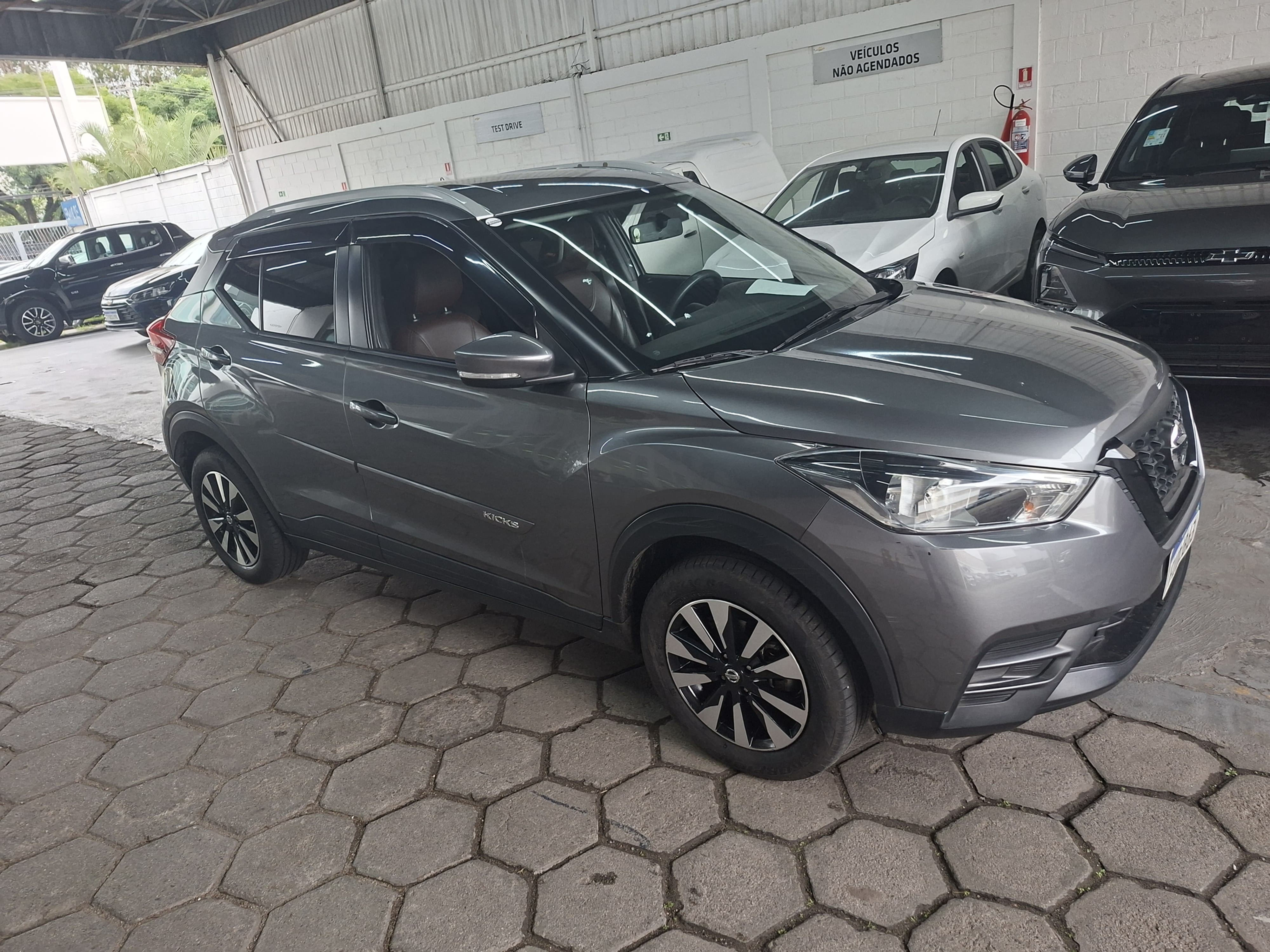 Nissan Kicks Drct CVT 2020