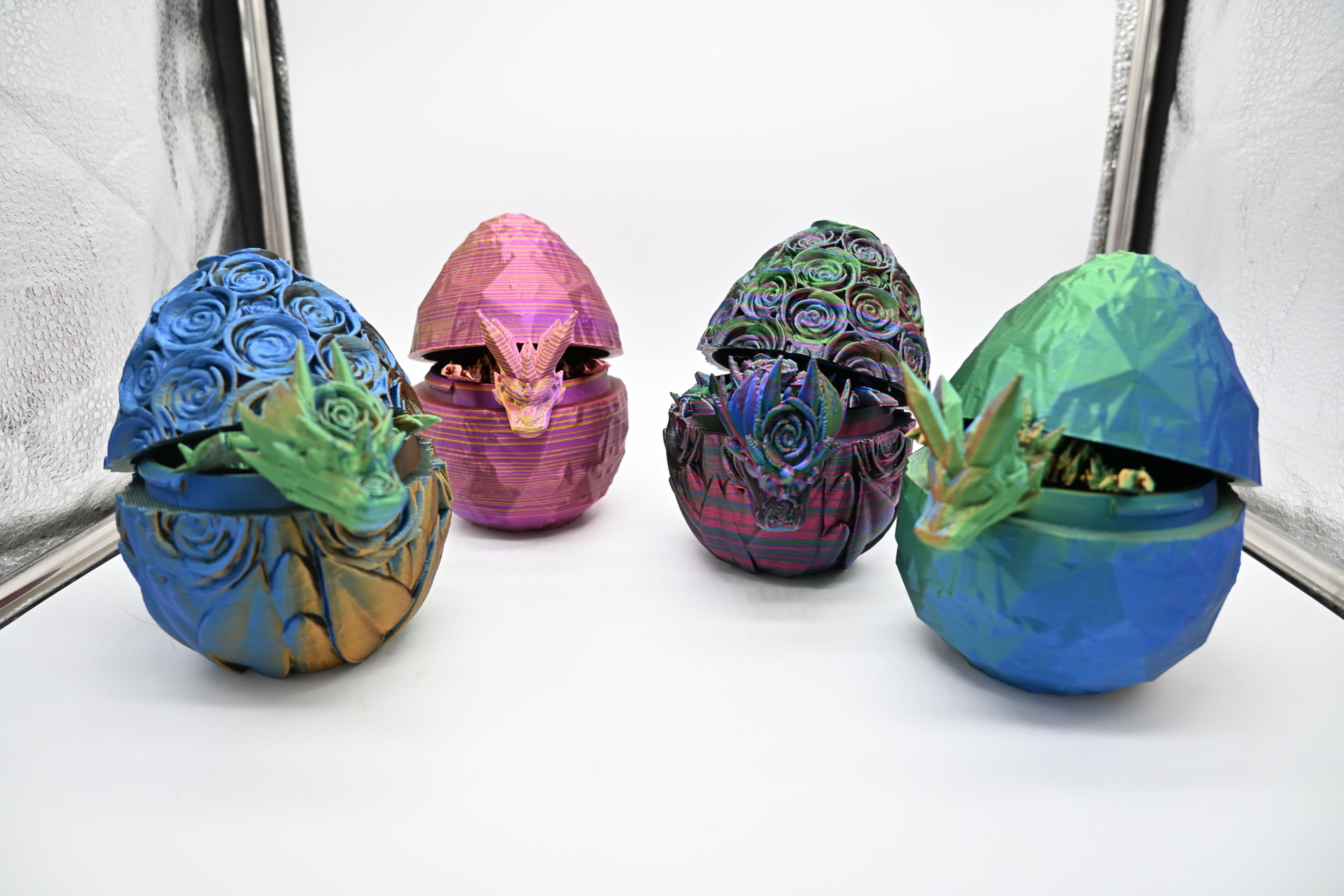 3D printed Egg with small dragon