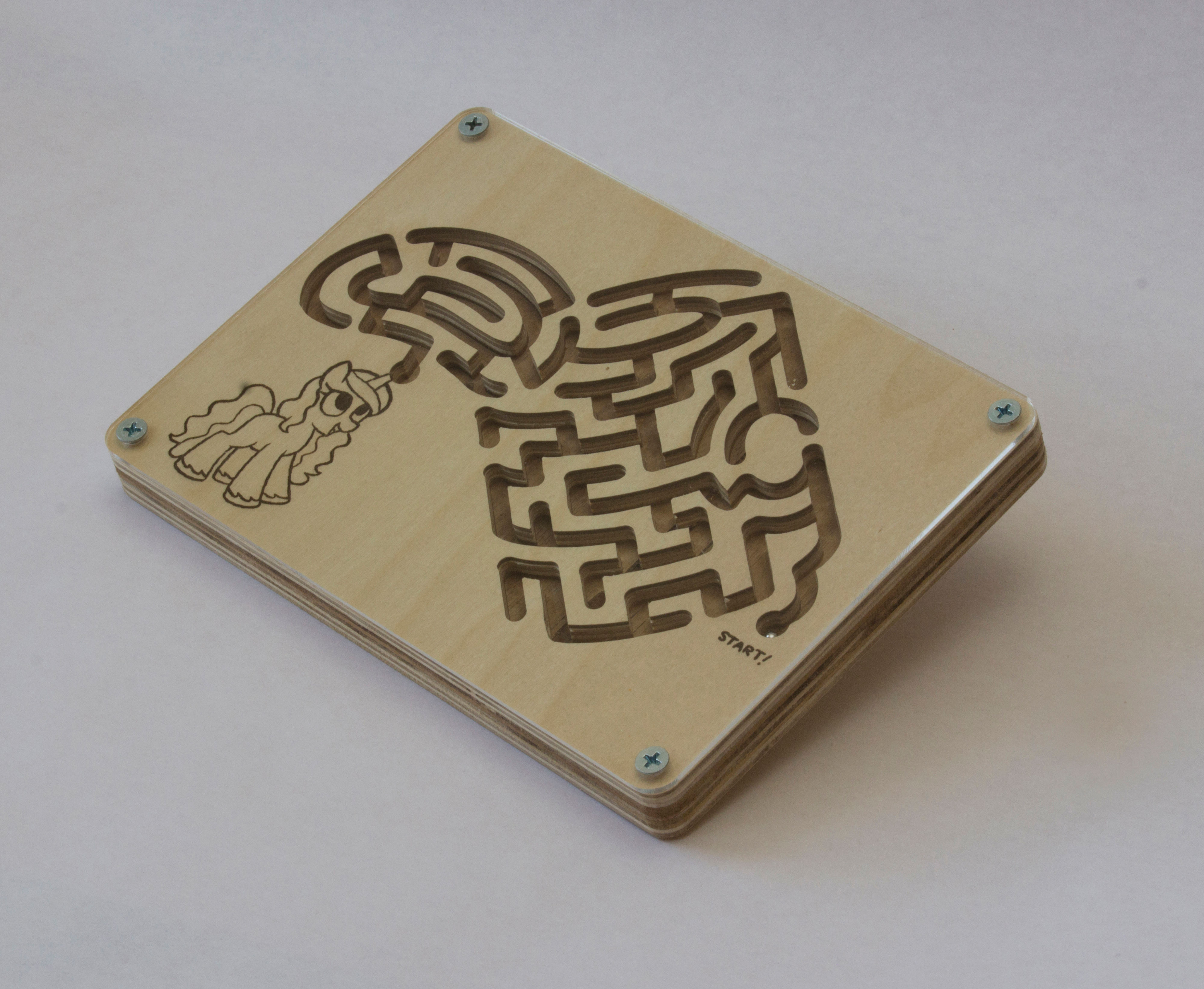 Izzy Maze (Large) - Prototype 000 B