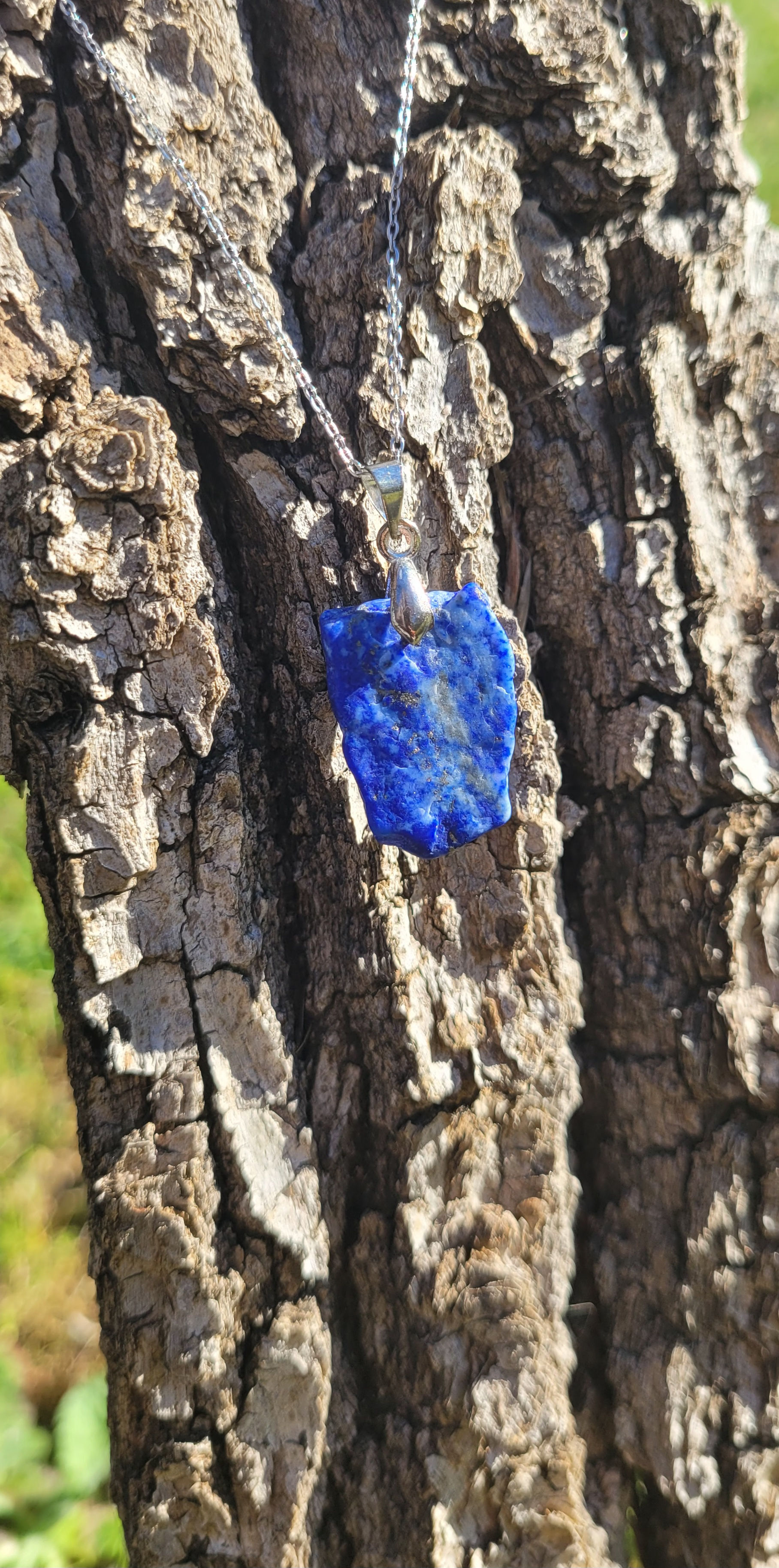 Pendentif lapis lazuli brut