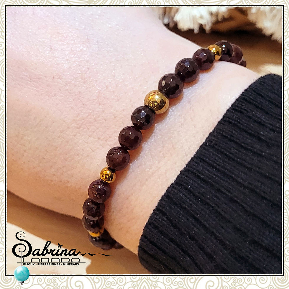 Miniature :  Bracelet Grenat facetté et hématite dorée en 6 mm
