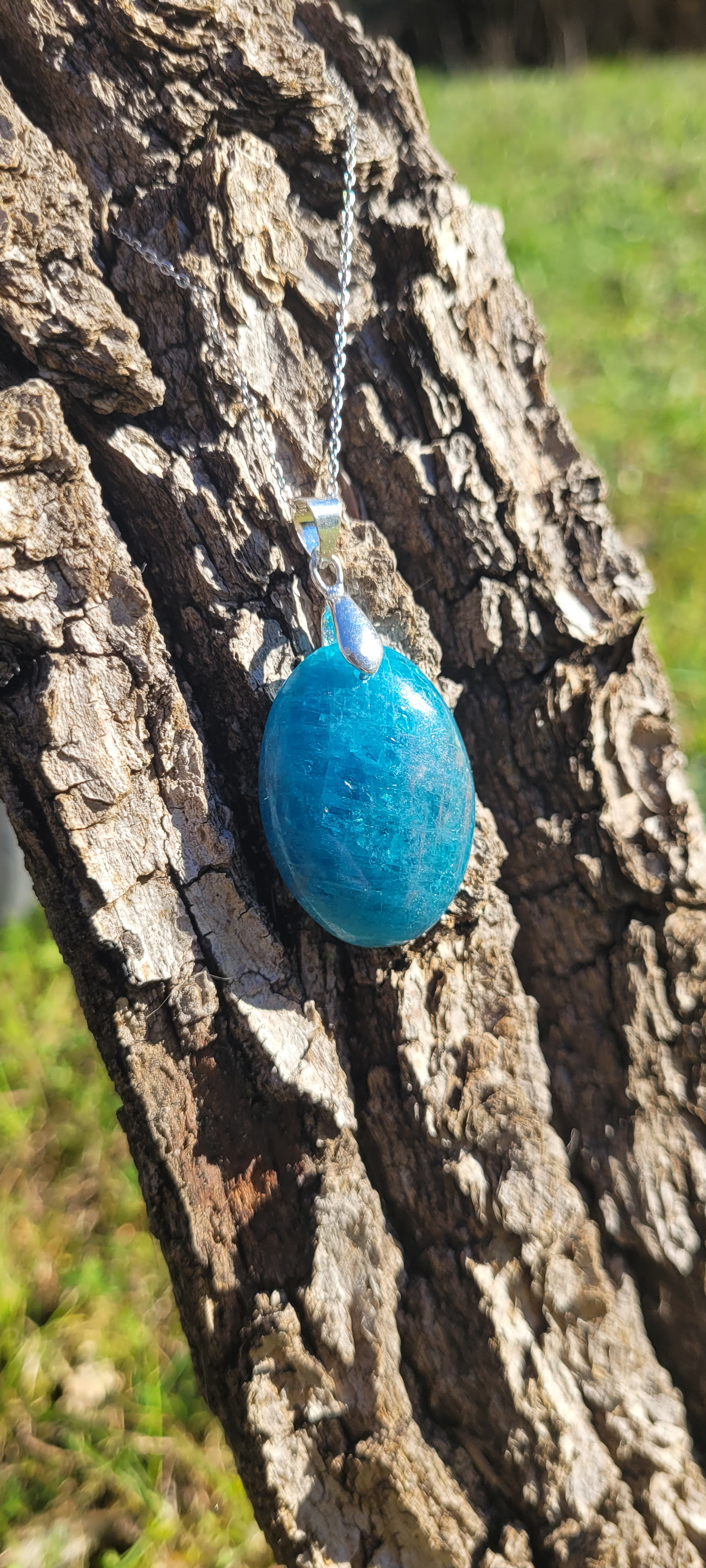 Pendentif apatite bleue