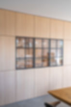 Wandschrank_Eiche_Glasvitrine_Gesamt.jpg