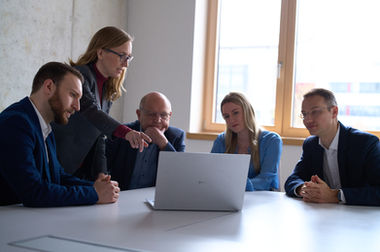 Digitalisierung & Agilität aus Koblenz: die Zebracorn GmbH, Experten für den Mittelstand und Familienunternehmen, Family Business & Family Offices, Scrum Master & Agile Coach