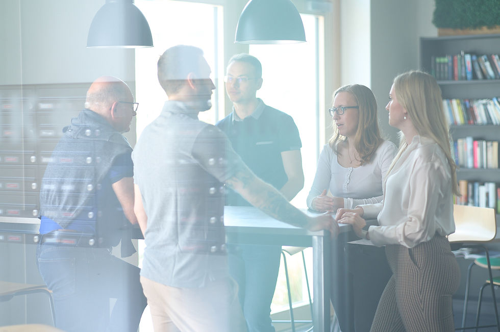 Teammeeting der HoKa-Inergy GmbH aus Ergolding bei einem Meeting zum Thema Prozessoptimierung in Landshut