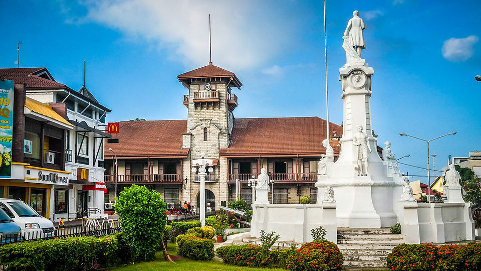 ZAMBOANGA_CITY_Asia's_Latin_City_City_Hall_and_Plaza_Rizal_(Ayunamiento_y_Plaza_Rizal)