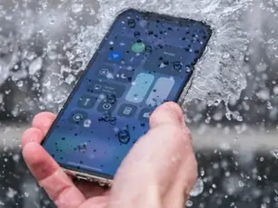 Os iPhones realmente aguentam só 30 minutos debaixo d’água? A verdade que ninguém te conta