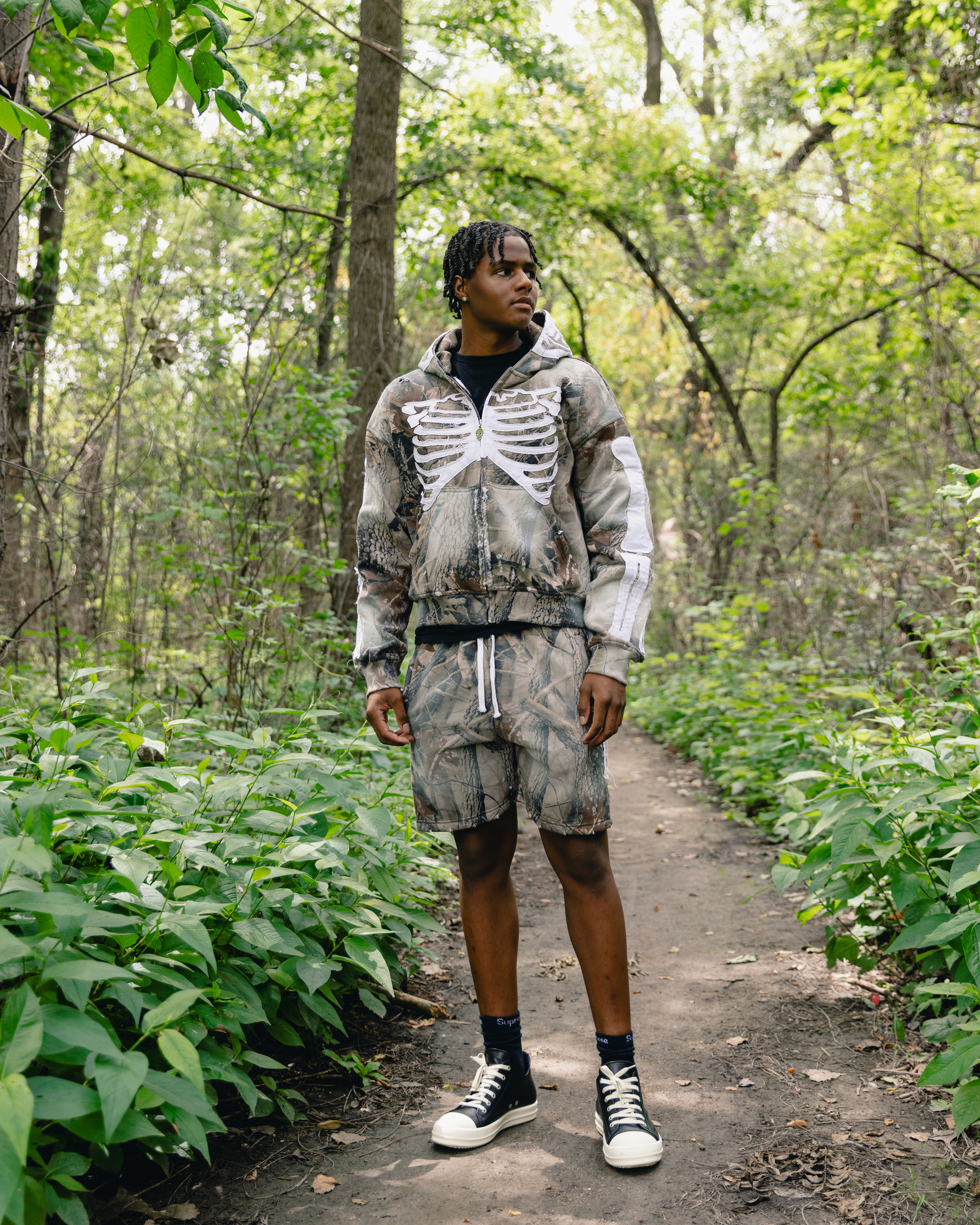 Men's Classic Camo Distressed Shorts