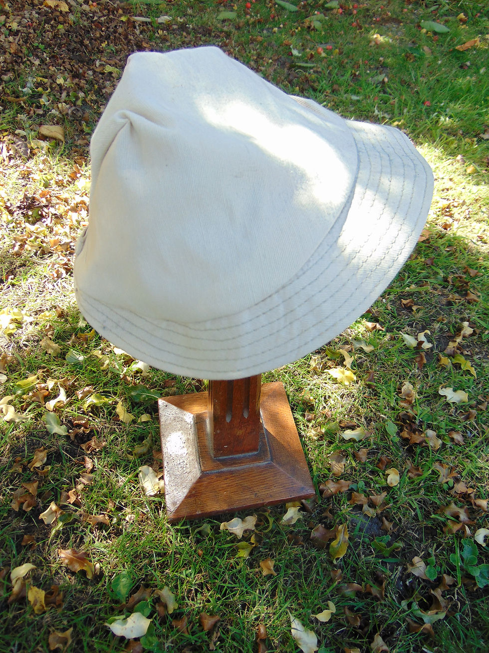 Thumbnail: French Vintage Hats with Original Shop Labels
