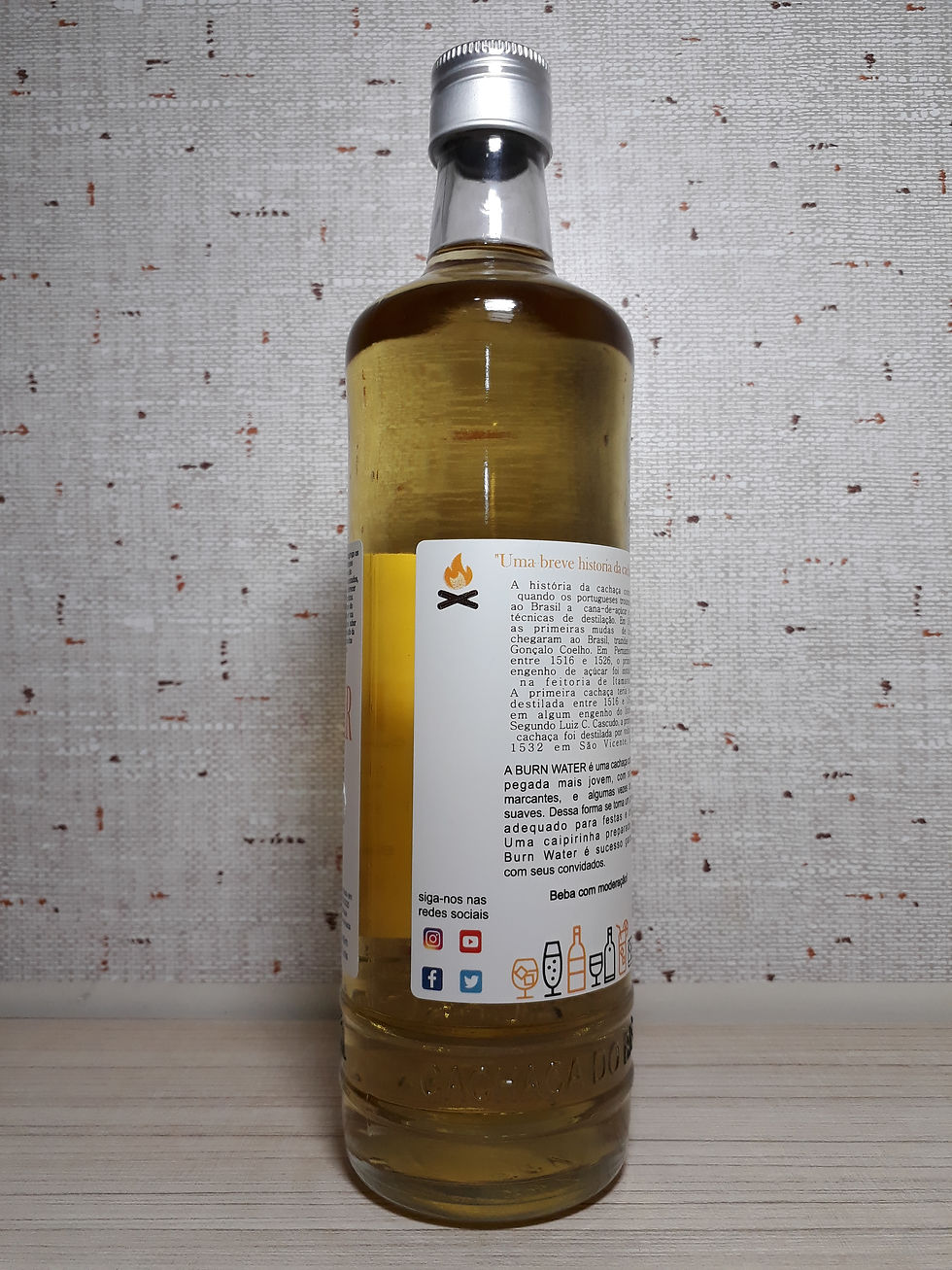 Miniatura: CACHAÇA BURN WATER - MAÇÃ - DRY