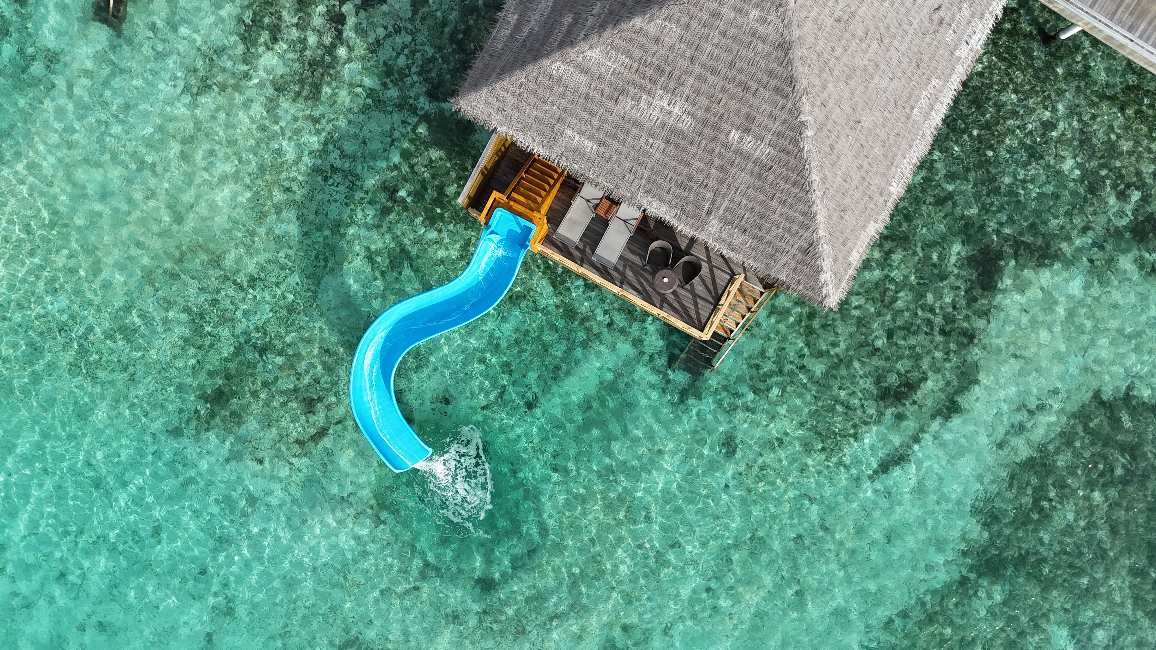 Lagoon Suite Slide