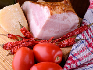 A Detailed History of Iconic Italian Sauces: Carbonara, Cacio e Pepe, Alfredo, and Amatriciana
